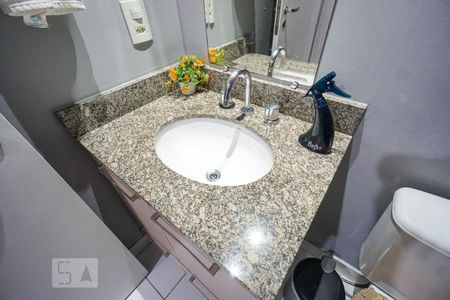 Apartamento à venda com 70m², 2 quartos e 1 vaga Apartamento à venda com 70m², 2 quartos e 1 vagaPia