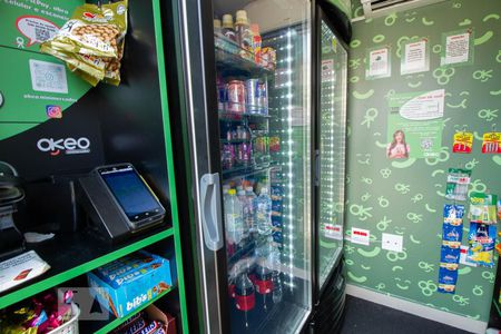 Apartamento à venda com 66m², 3 quartos e 1 vaga Apartamento à venda com 66m², 3 quartos e 1 vagaMini-Mercado