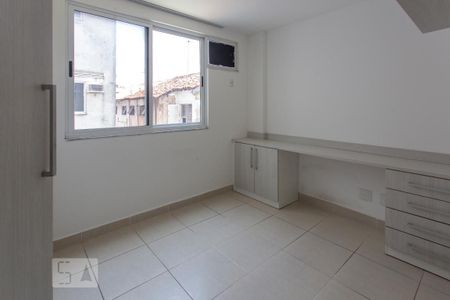 Apartamento à venda com 75m², 2 quartos e 2 vagasQuarto