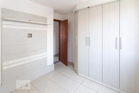 Apartamento à venda com 75m², 2 quartos e 2 vagasQuarto