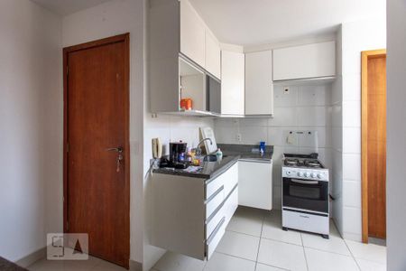 Apartamento à venda com 75m², 2 quartos e 2 vagasCozinha