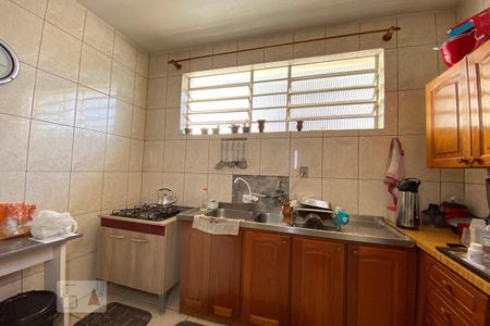 Casa à venda com 260m², 3 quartos e 2 vagas Casa à venda com 260m², 3 quartos e 2 vagasCozinha