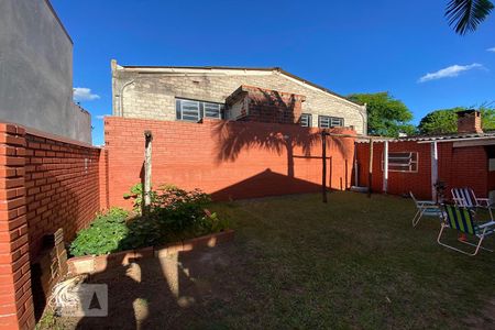 Casa à venda com 260m², 3 quartos e 2 vagas Casa à venda com 260m², 3 quartos e 2 vagasÁrea Externa