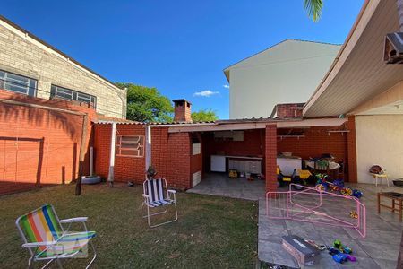 Casa à venda com 260m², 3 quartos e 2 vagas Casa à venda com 260m², 3 quartos e 2 vagasÁrea Externa