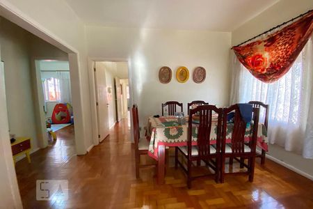 Casa à venda com 260m², 3 quartos e 2 vagas Casa à venda com 260m², 3 quartos e 2 vagasSala de Jantar 2