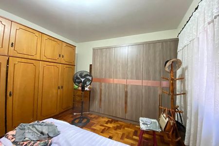 Casa à venda com 260m², 3 quartos e 2 vagas Casa à venda com 260m², 3 quartos e 2 vagasQuarto 3