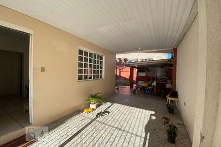 Casa à venda com 260m², 3 quartos e 2 vagas Casa à venda com 260m², 3 quartos e 2 vagasGaragem