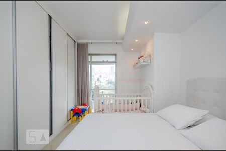 Apartamento à venda com 170m², 4 quartos e 2 vagasQuarto 2