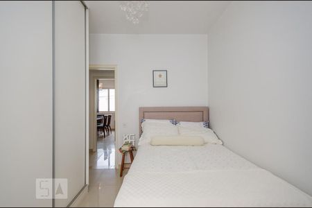 Apartamento à venda com 170m², 4 quartos e 2 vagasQuarto 4