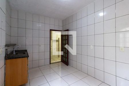 Casa à venda com 242m², 6 quartos e 1 vaga Casa à venda com 242m², 6 quartos e 1 vagaCozinha 3º Andar