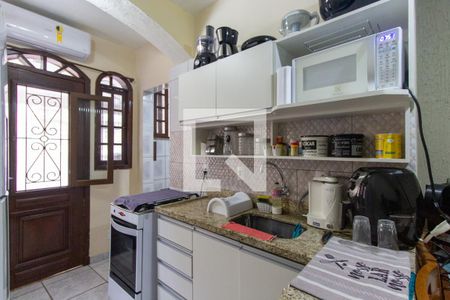 Casa à venda com 242m², 6 quartos e 1 vaga Casa à venda com 242m², 6 quartos e 1 vagaCozinha 2 2º Andar