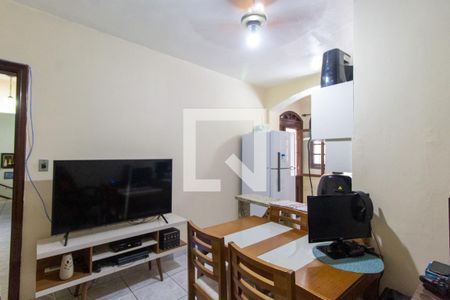 Casa à venda com 242m², 6 quartos e 1 vaga Casa à venda com 242m², 6 quartos e 1 vagaSala 2º Andar