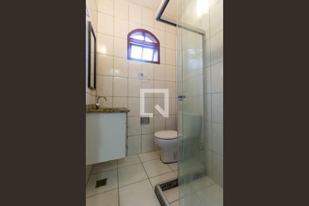 Casa à venda com 242m², 6 quartos e 1 vaga Casa à venda com 242m², 6 quartos e 1 vagaBanheiro 3º Andar