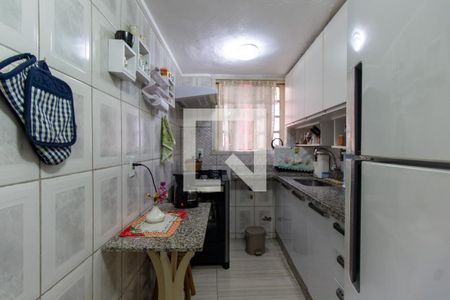 Casa à venda com 242m², 6 quartos e 1 vaga Casa à venda com 242m², 6 quartos e 1 vagaCozinha 1º Andar