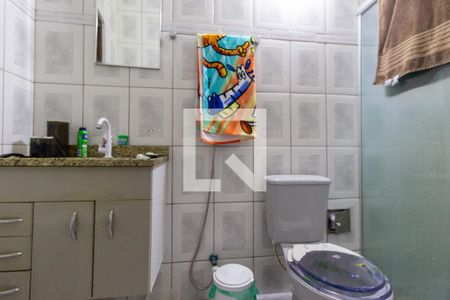 Casa à venda com 242m², 6 quartos e 1 vaga Casa à venda com 242m², 6 quartos e 1 vagaBanheiro 2º Andar