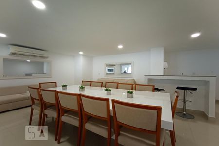 Apartamento à venda com 150m², 3 quartos e 2 vagas Apartamento à venda com 150m², 3 quartos e 2 vagasEspaço Gourmet