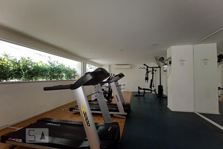 Apartamento à venda com 150m², 3 quartos e 2 vagas Apartamento à venda com 150m², 3 quartos e 2 vagasÁrea comum - Academia