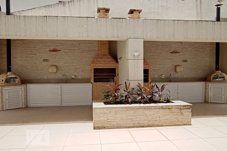 Apartamento à venda com 150m², 3 quartos e 2 vagas Apartamento à venda com 150m², 3 quartos e 2 vagasÁrea comum - Churrasqueira