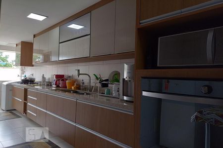 Apartamento à venda com 150m², 3 quartos e 2 vagas Apartamento à venda com 150m², 3 quartos e 2 vagasCozinha - Armários