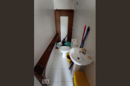 Apartamento à venda com 150m², 3 quartos e 2 vagas Apartamento à venda com 150m², 3 quartos e 2 vagasBanheiro de Serviço