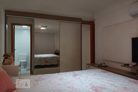 Apartamento à venda com 150m², 3 quartos e 2 vagas Apartamento à venda com 150m², 3 quartos e 2 vagasQuarto 3 - Suíte