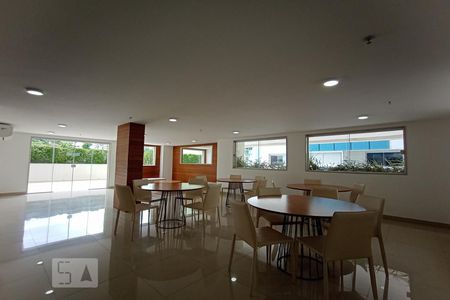 Apartamento à venda com 150m², 3 quartos e 2 vagas Apartamento à venda com 150m², 3 quartos e 2 vagasÁrea comum - Salão de festas