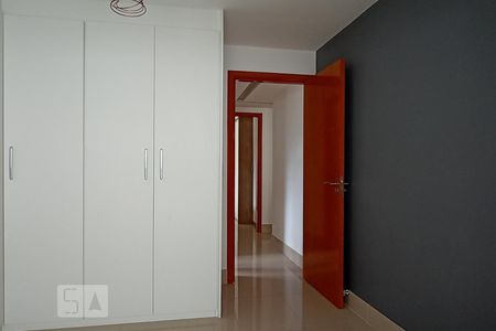 Apartamento à venda com 150m², 3 quartos e 2 vagas Apartamento à venda com 150m², 3 quartos e 2 vagasQuarto 2 - Armários