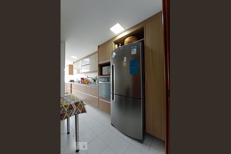 Apartamento à venda com 150m², 3 quartos e 2 vagas Apartamento à venda com 150m², 3 quartos e 2 vagasCozinha - Armários