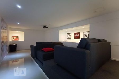 Apartamento à venda com 150m², 3 quartos e 2 vagas Apartamento à venda com 150m², 3 quartos e 2 vagasCinema