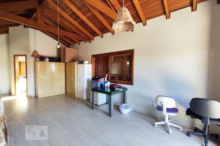 Casa à venda com 90m², 3 quartos e 2 vagas Casa à venda com 90m², 3 quartos e 2 vagasSala segundo piso