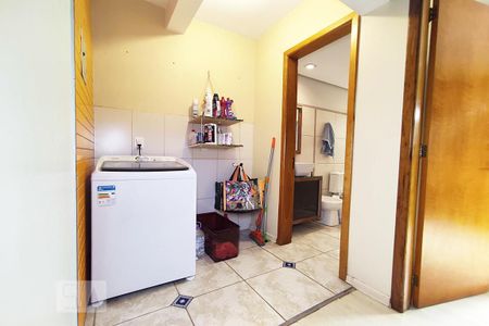 Casa à venda com 90m², 3 quartos e 2 vagas Casa à venda com 90m², 3 quartos e 2 vagasCozinha e Área de Serviço