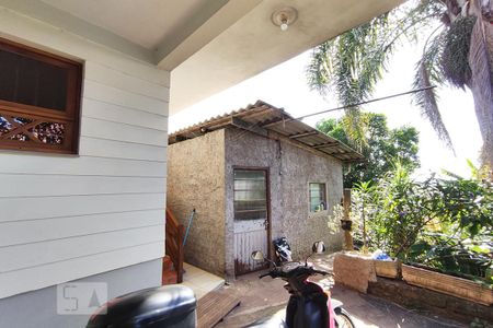 Casa à venda com 90m², 3 quartos e 2 vagas Casa à venda com 90m², 3 quartos e 2 vagasPátio