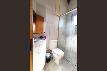 Casa à venda com 90m², 3 quartos e 2 vagas Casa à venda com 90m², 3 quartos e 2 vagasBanheiro 2