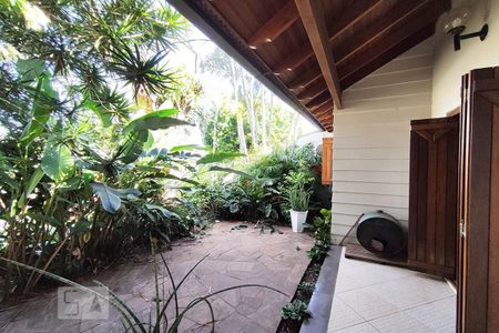 Casa à venda com 90m², 3 quartos e 2 vagas Casa à venda com 90m², 3 quartos e 2 vagasPátio