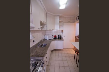 Apartamento à venda com 60m², 2 quartos e 1 vaga Apartamento à venda com 60m², 2 quartos e 1 vagaCozinha