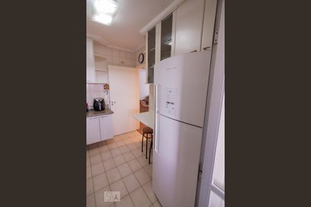 Apartamento à venda com 60m², 2 quartos e 1 vaga Apartamento à venda com 60m², 2 quartos e 1 vagaCozinha
