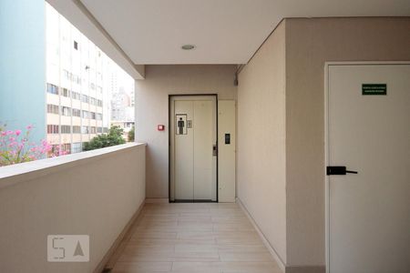 Studio à venda com 43m², 1 quarto e 1 vagaÁrea Comum