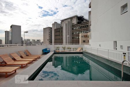 Studio à venda com 43m², 1 quarto e 1 vagaPiscina