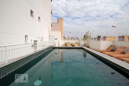 Studio à venda com 43m², 1 quarto e 1 vagaPiscina