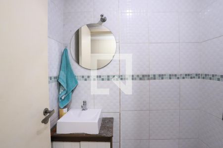 Casa à venda com 320m², 4 quartos e 3 vagas Casa à venda com 320m², 4 quartos e 3 vagasBanheiro