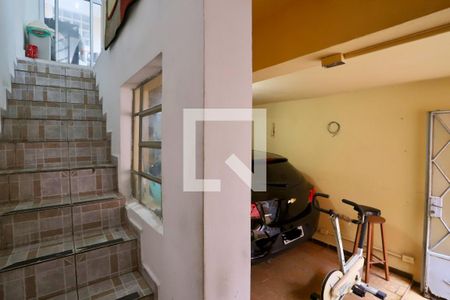 Casa à venda com 320m², 4 quartos e 3 vagas Casa à venda com 320m², 4 quartos e 3 vagasGaragem