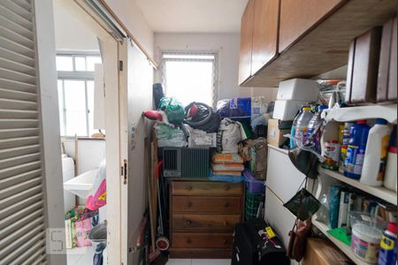 Apartamento à venda com 141m², 3 quartos e 1 vaga Apartamento à venda com 141m², 3 quartos e 1 vagaQuarto de Serviço