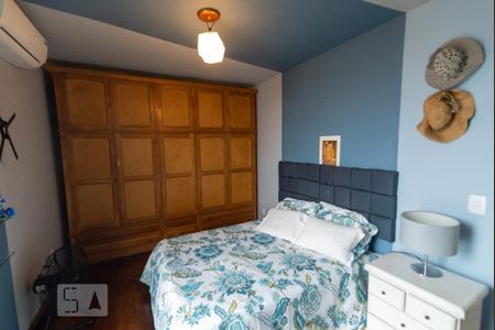 Apartamento à venda com 141m², 3 quartos e 1 vaga Apartamento à venda com 141m², 3 quartos e 1 vagaSuíte