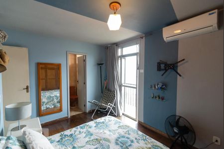 Apartamento à venda com 141m², 3 quartos e 1 vaga Apartamento à venda com 141m², 3 quartos e 1 vagaSuíte