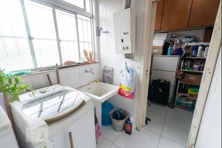 Apartamento à venda com 141m², 3 quartos e 1 vaga Apartamento à venda com 141m², 3 quartos e 1 vagaÁrea de Serviço