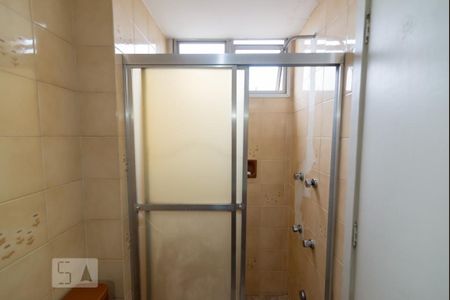 Apartamento à venda com 141m², 3 quartos e 1 vaga Apartamento à venda com 141m², 3 quartos e 1 vagaBanheiro da Suíte