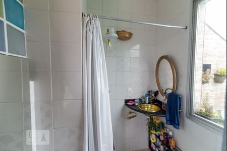 Apartamento à venda com 141m², 3 quartos e 1 vaga Apartamento à venda com 141m², 3 quartos e 1 vagaBanheiro 2
