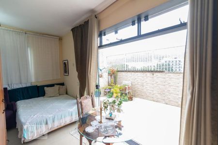 Apartamento à venda com 141m², 3 quartos e 1 vaga Apartamento à venda com 141m², 3 quartos e 1 vagaSala/Quarto