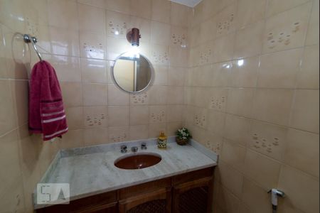 Apartamento à venda com 141m², 3 quartos e 1 vaga Apartamento à venda com 141m², 3 quartos e 1 vagaBanheiro da Suíte
