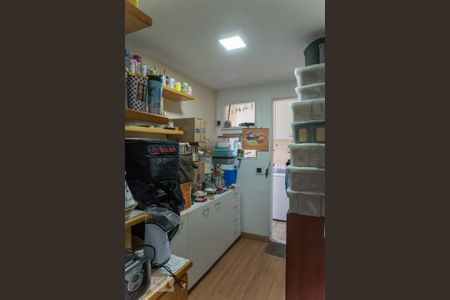 Apartamento à venda com 80m², 2 quartos e 1 vaga Apartamento à venda com 80m², 2 quartos e 1 vagaQuarto de Serviço